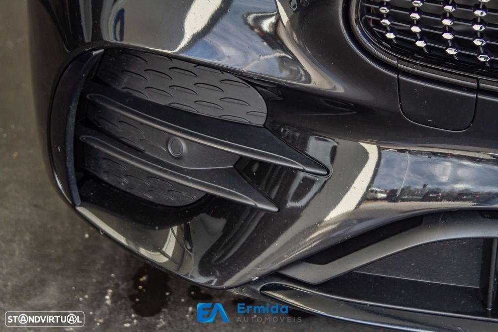 Mercedes-Benz E 300 - 11