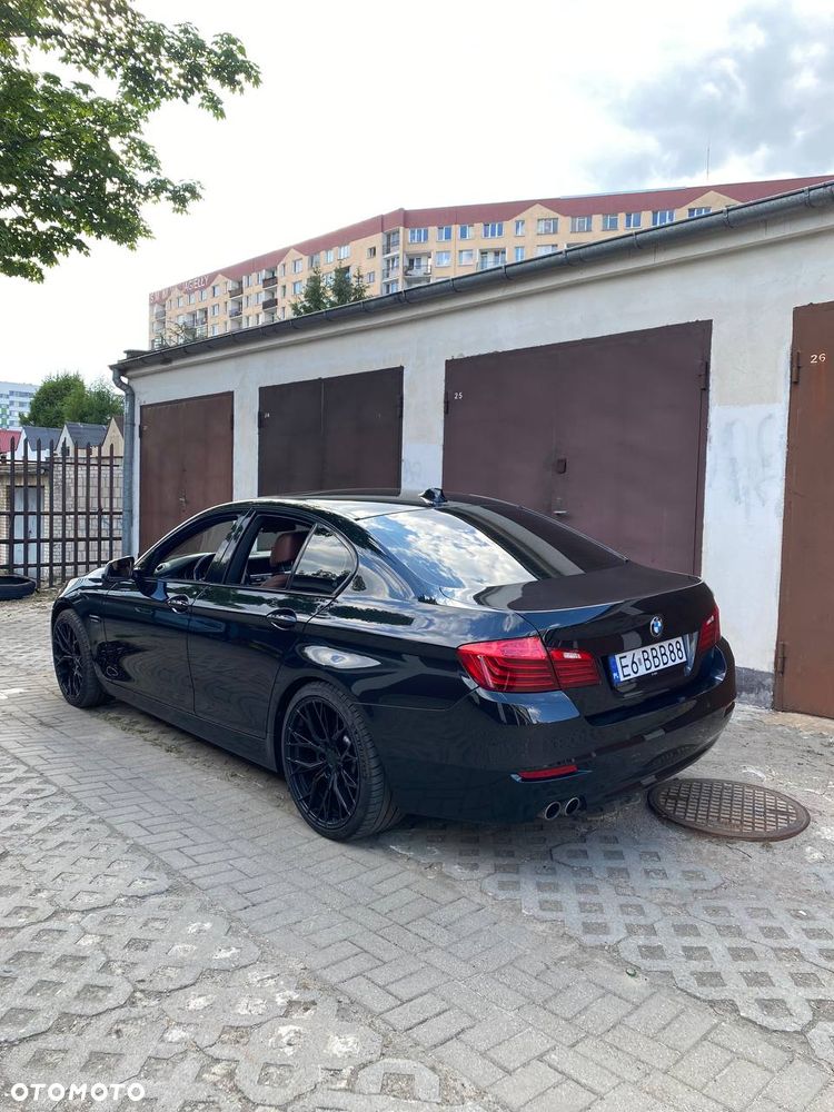 BMW Seria 5 530d Luxury Line - 25