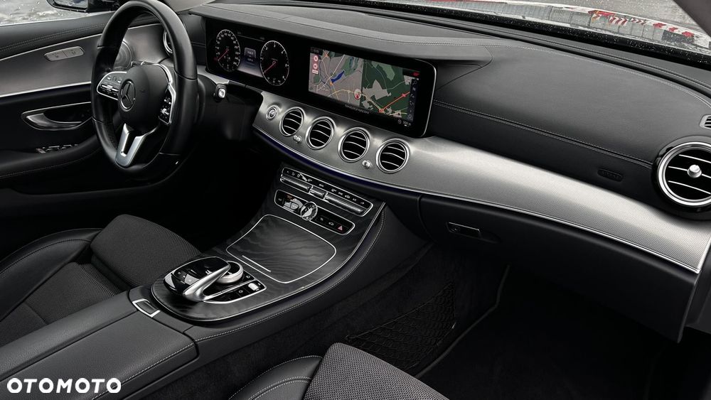 Mercedes-Benz Klasa E - 15