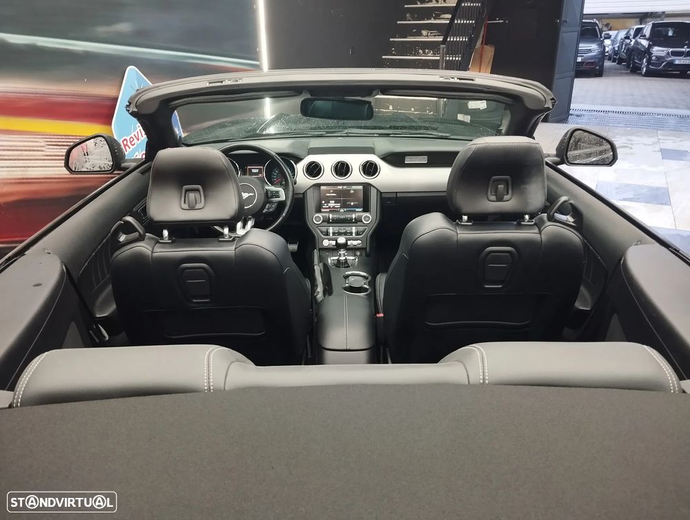 Ford Mustang 2.3i EcoBoost - 16