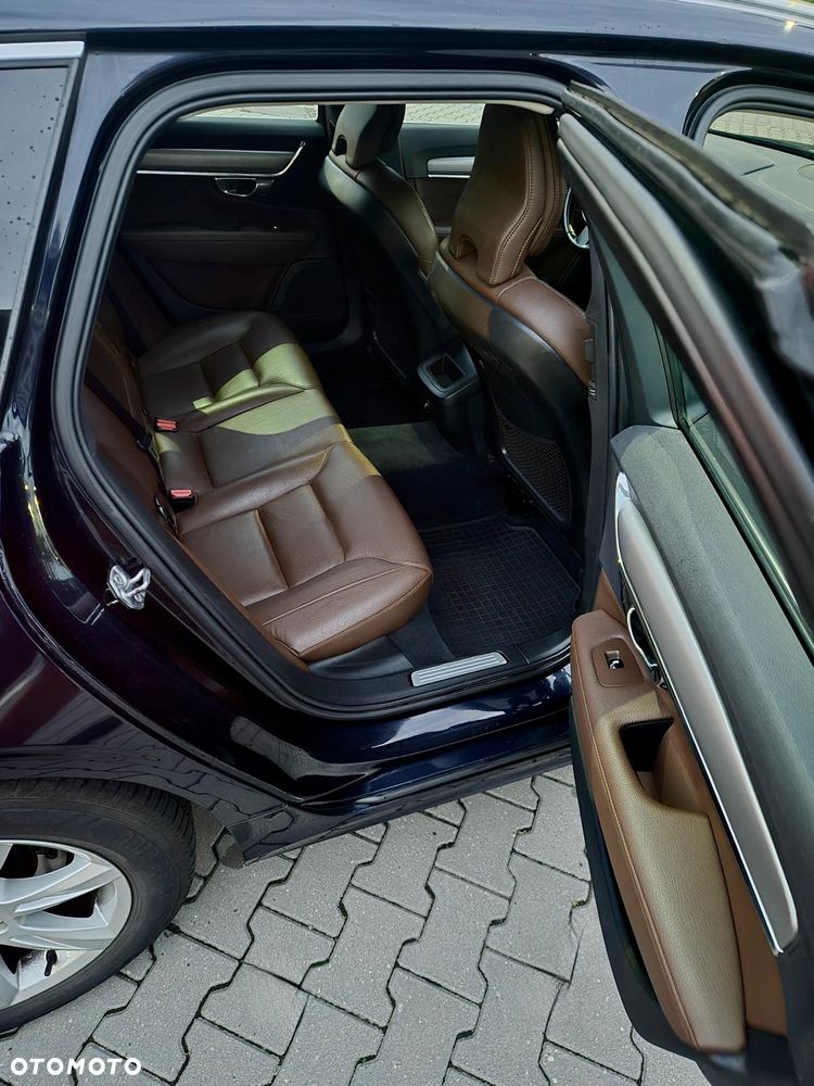 Volvo V90 D4 Momentum - 7