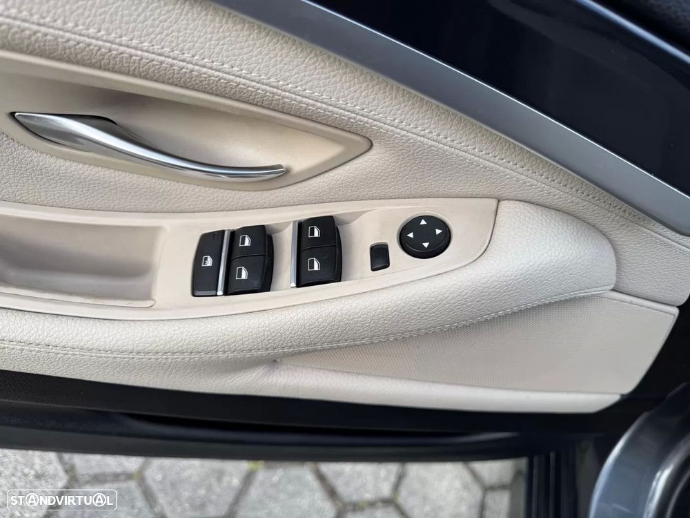 BMW 518 d Line Luxury - 36