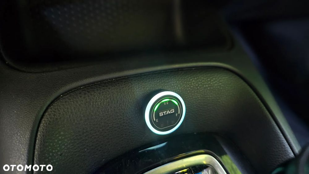Toyota Corolla 1.8 Hybrid Comfort - 6