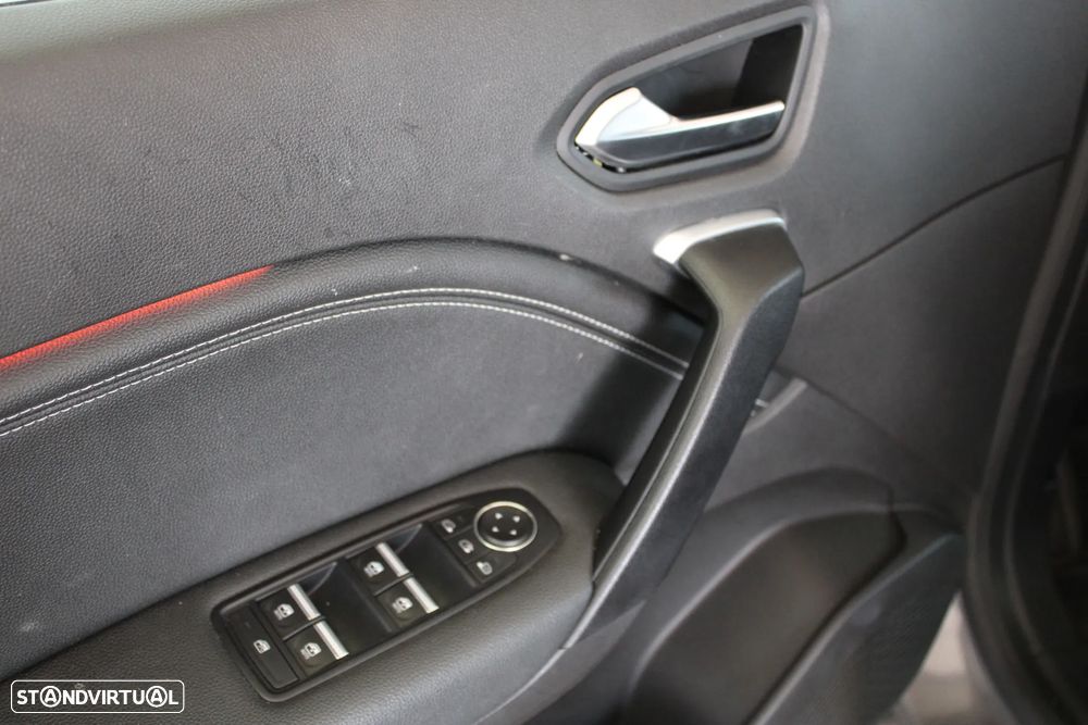 Renault Captur 1.0 TCe Techno Bi-Fuel - 5