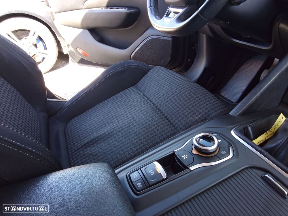 Renault Talisman Sport Tourer 1.5 dCi Zen J18 - 23