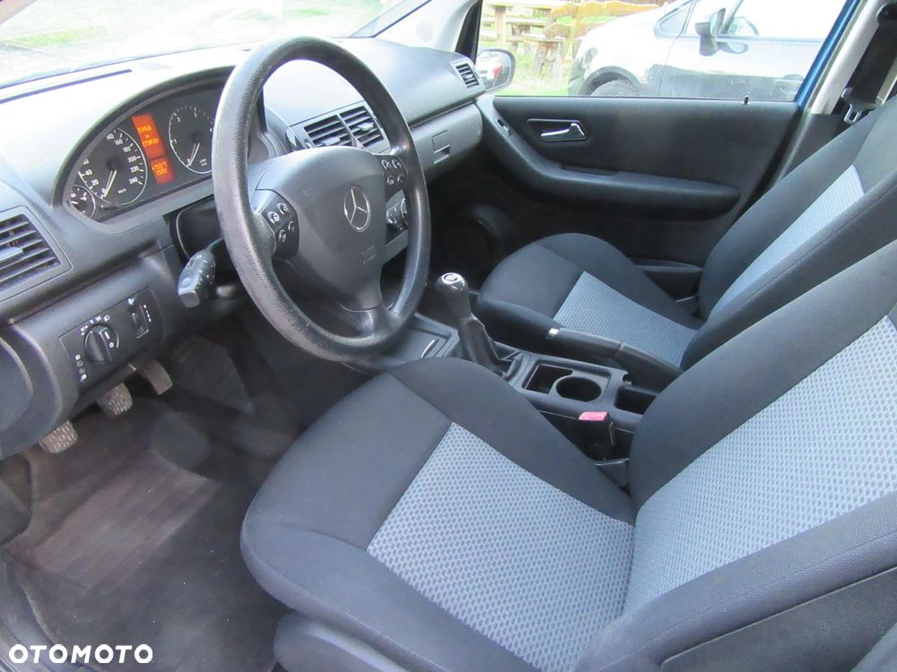 Mercedes-Benz Klasa A 160 CDI - 17