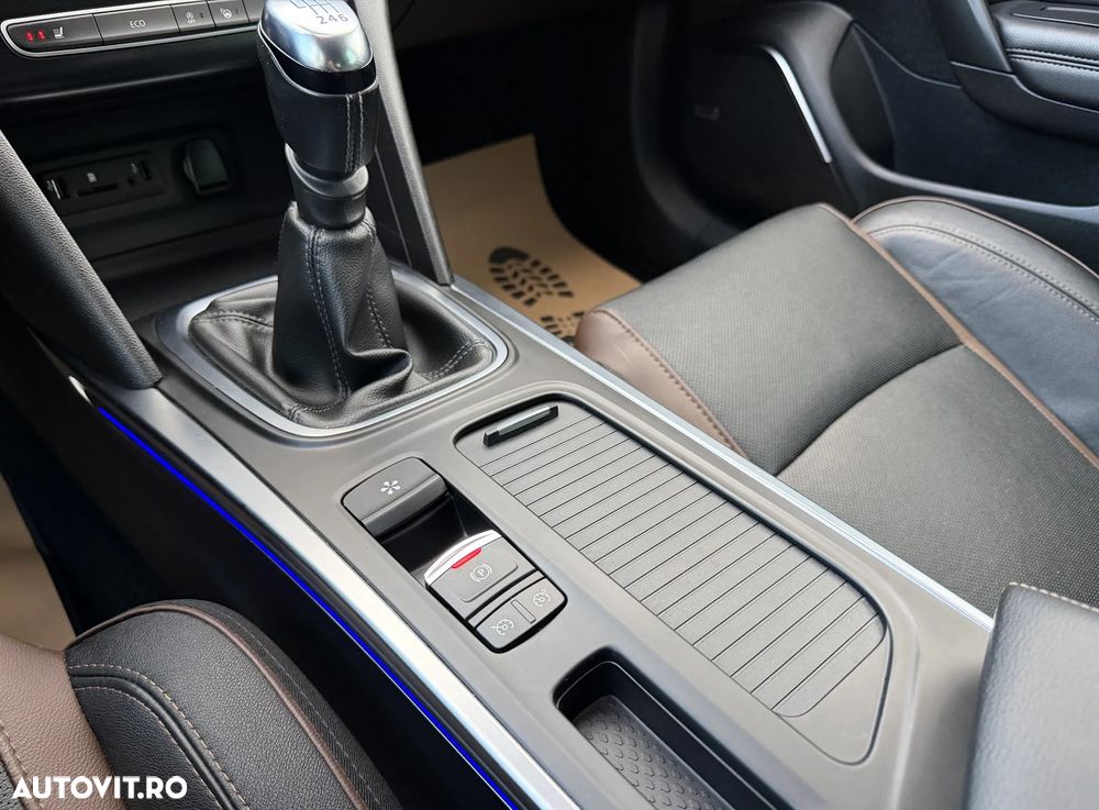 Renault Megane ENERGY TCe Business - 28