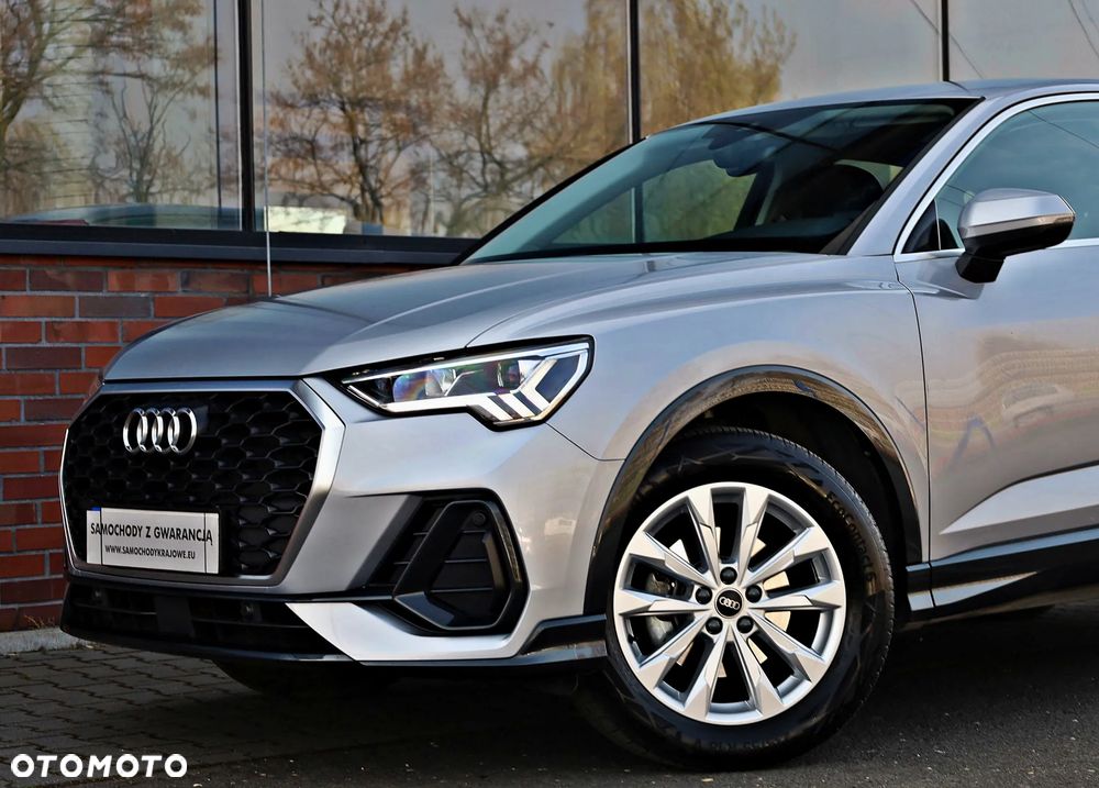 Audi Q3 Sportback - 12
