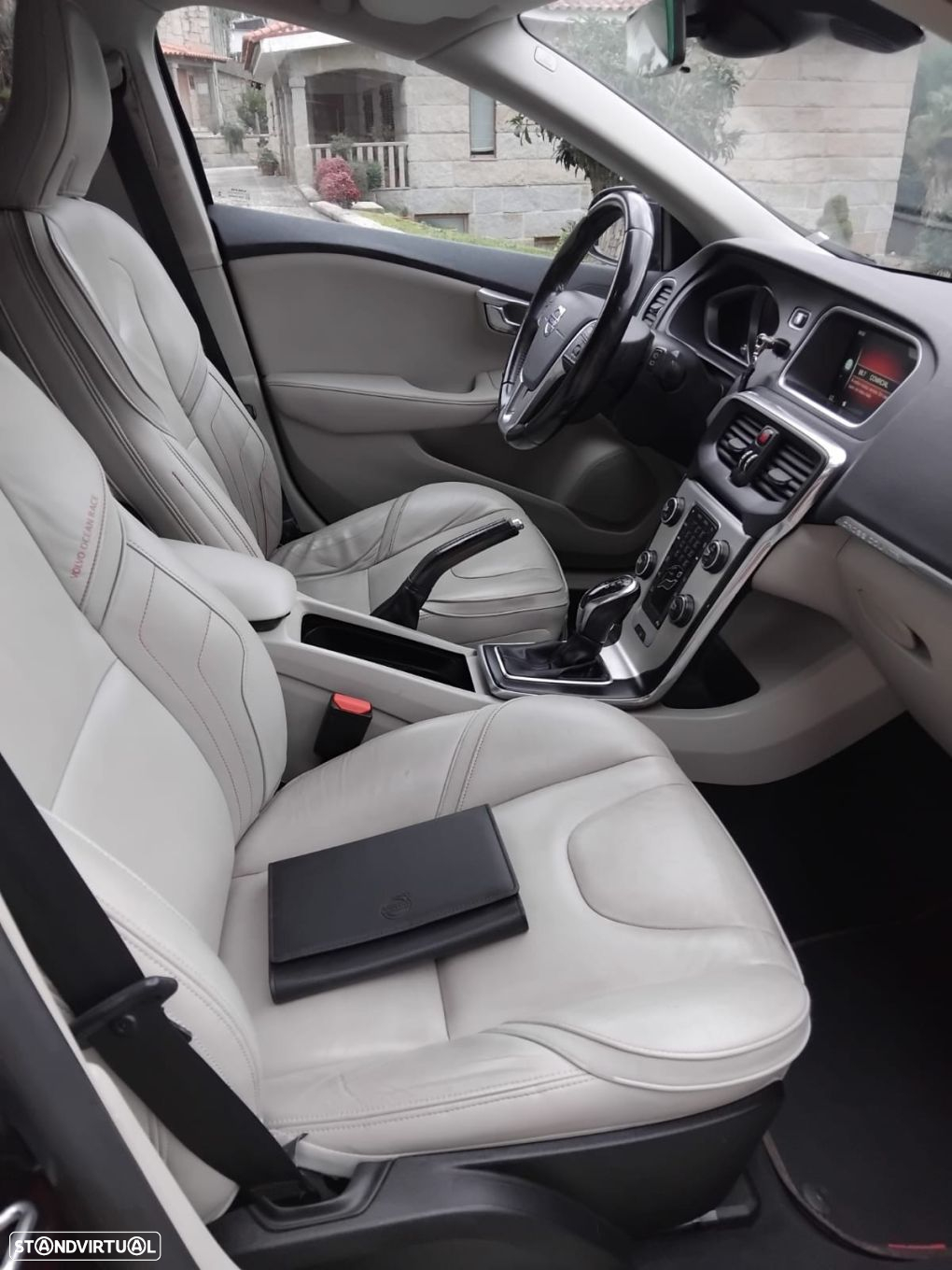 Volvo V40 Cross Country 1.6 D2 VOR Powershift - 8