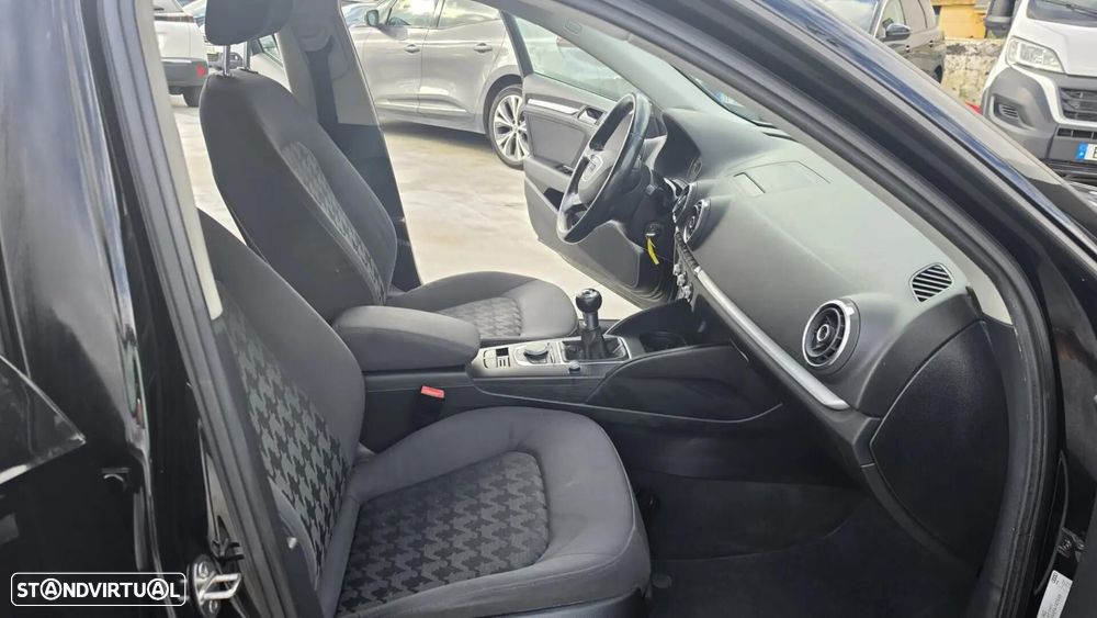 Audi A3 Sportback 1.6 TDI Advance - 14