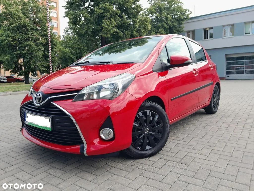 Toyota Yaris 1.33 Premium EU6 - 1