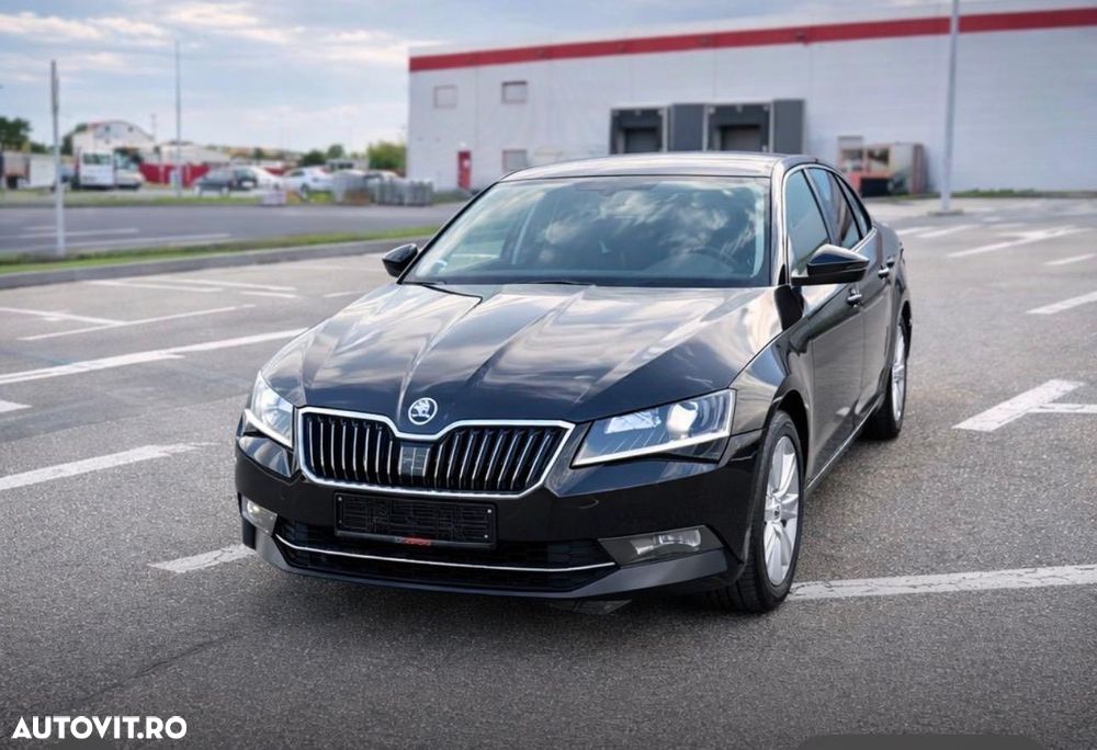 Skoda Superb 2.0 TDI DSG Style - 3