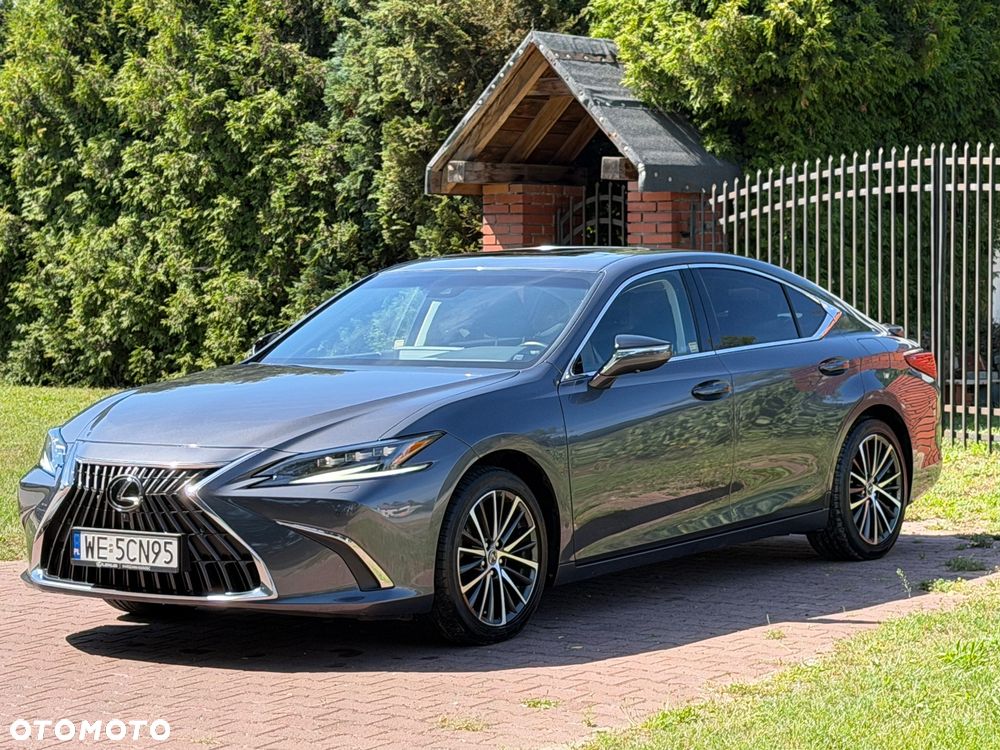 Lexus ES 300h Prestige - 1