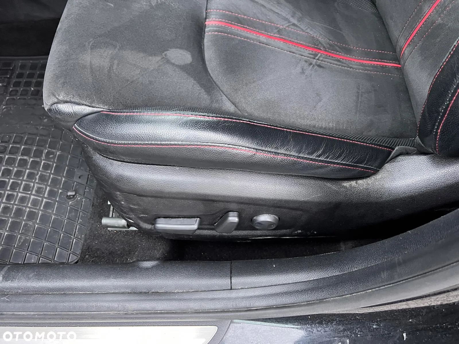 Kia ProCeed 1.6 T-GDI GT DCT - 9
