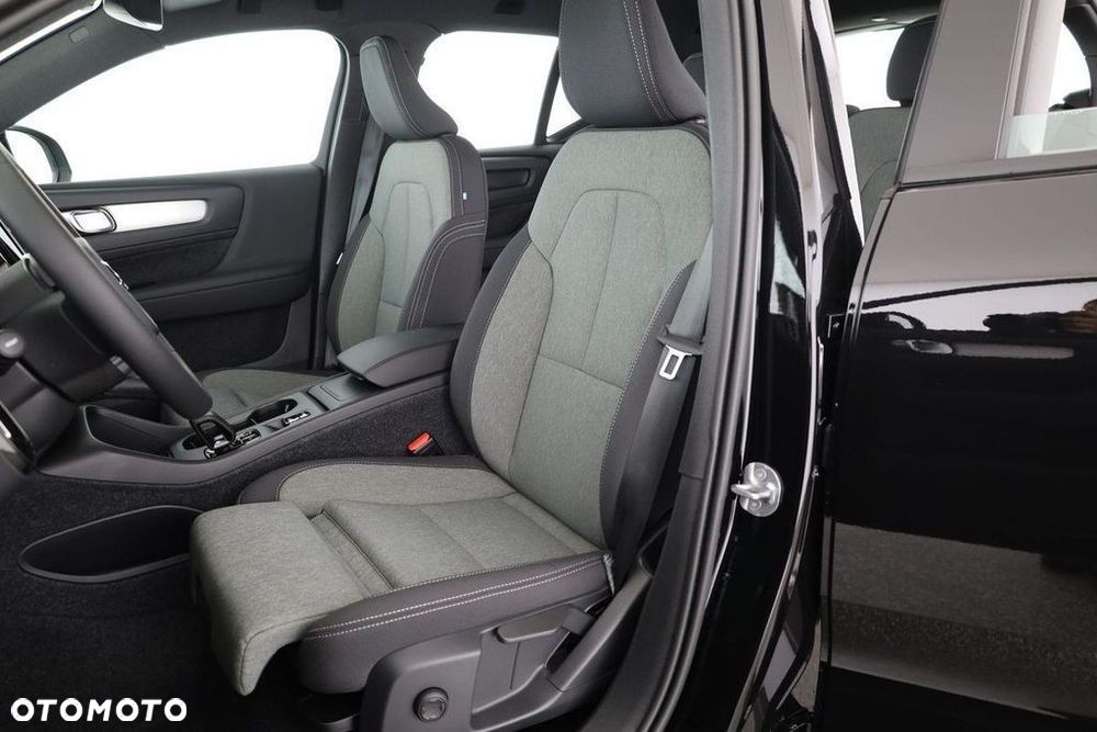 Volvo XC 40 B3 Core - 8