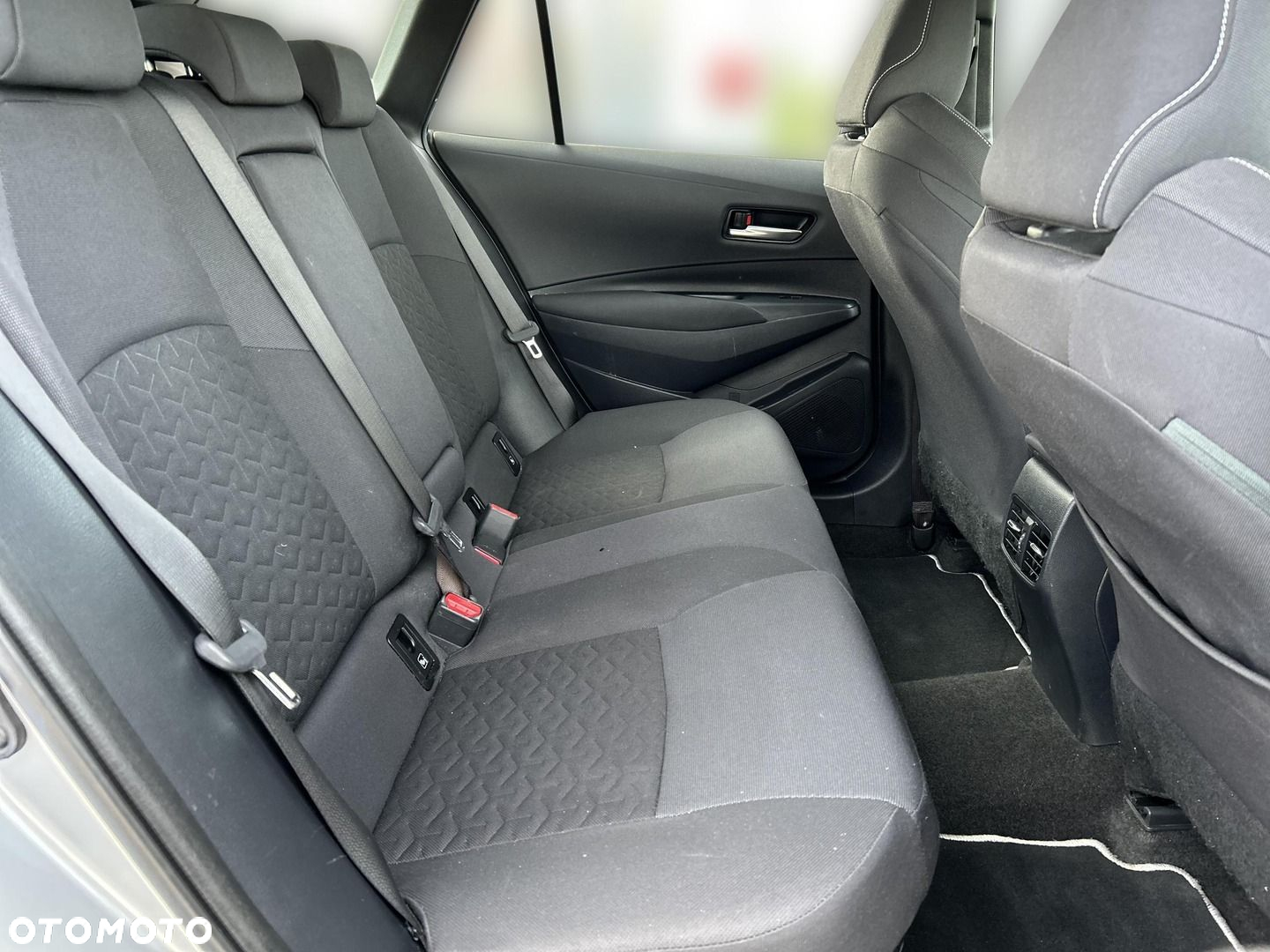 Toyota Corolla - 18