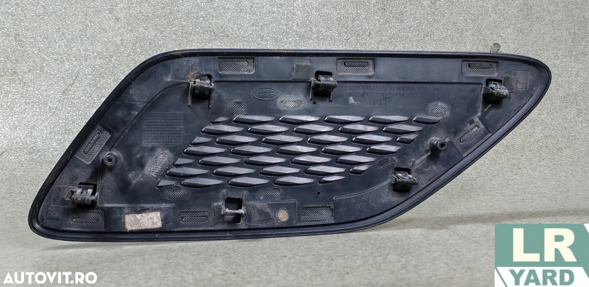 Grila ventilatie capota stanga RANGE ROVER SPORT 2014 DK62-16C629-AC LR052982 dezmembrez/dezmembrari - 2