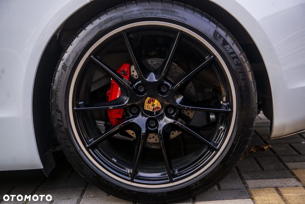 Porsche Cayman - 31