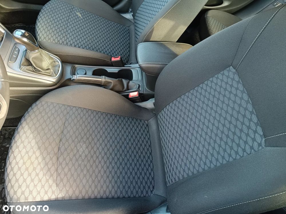 Opel Astra 1.2 T Business Elegance S&S - 11