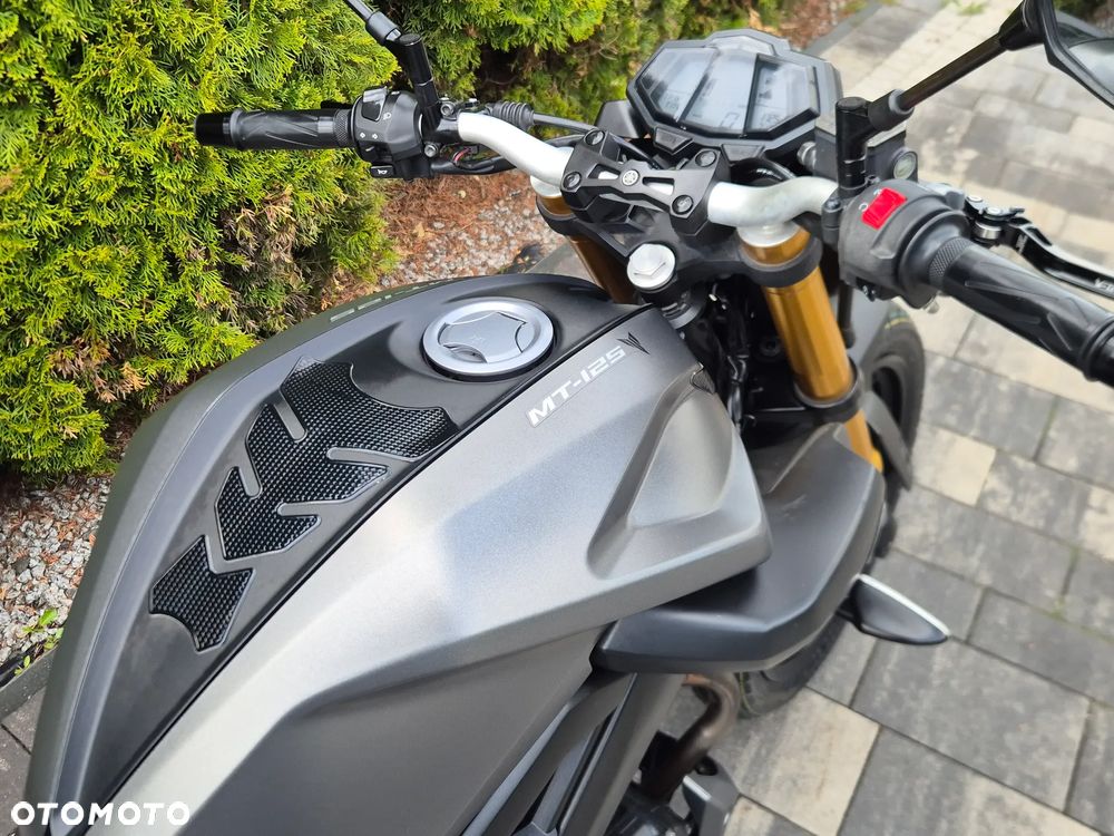 Yamaha MT - 11