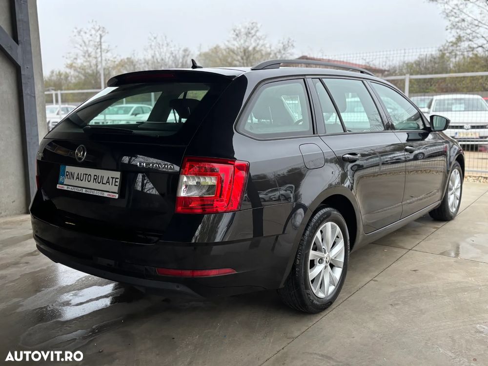 Skoda Octavia Combi Diesel 1.6 TDI Ambition - 6