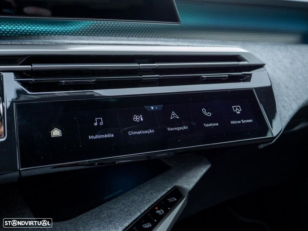 Peugeot E-3008 73 kWh GT - 41