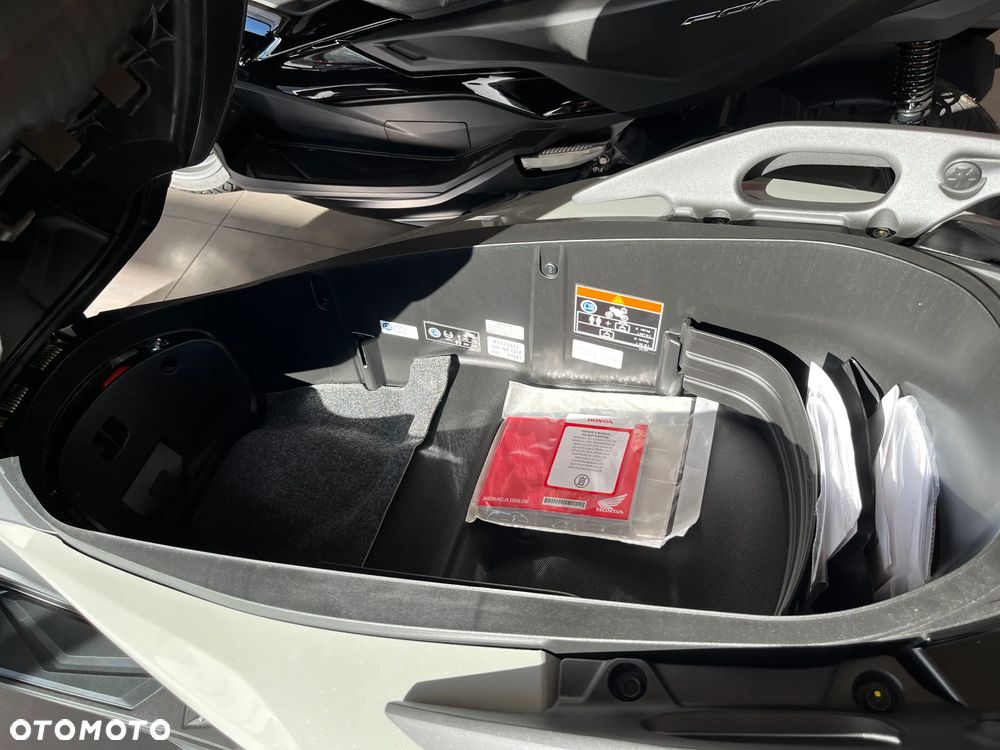 Honda NSS - 7