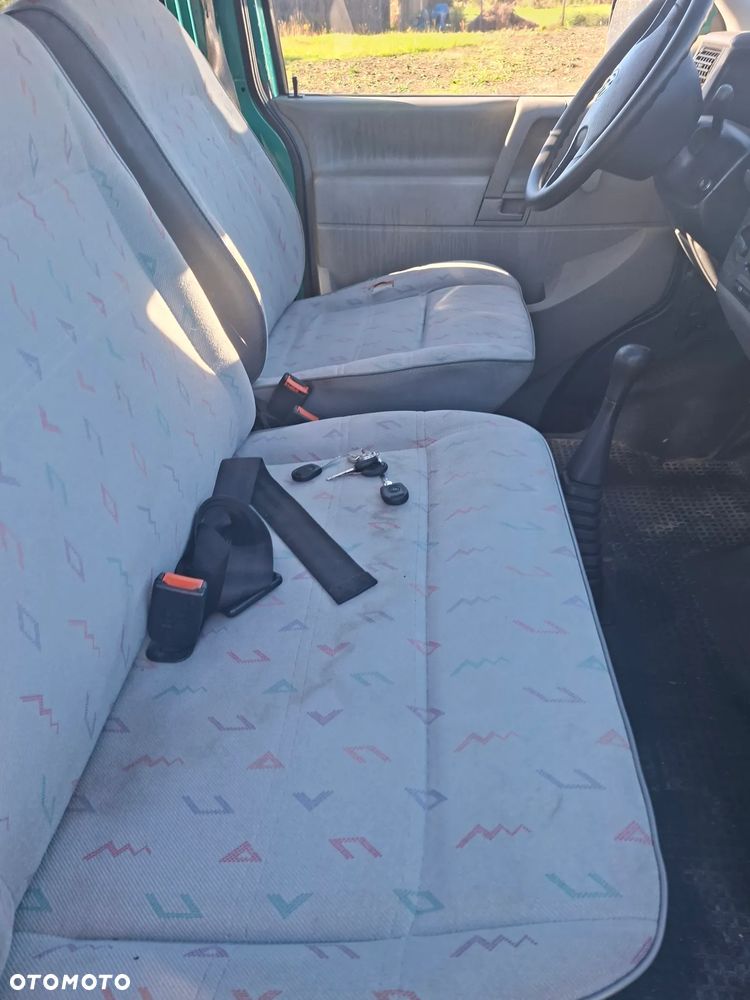 Volkswagen Transporter 1996 photo 4