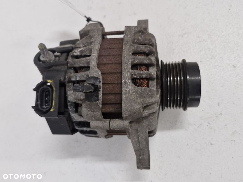 HYUNDAI IX20 1.4 B ALTERNATOR VALEO 37300-2B700 - 2