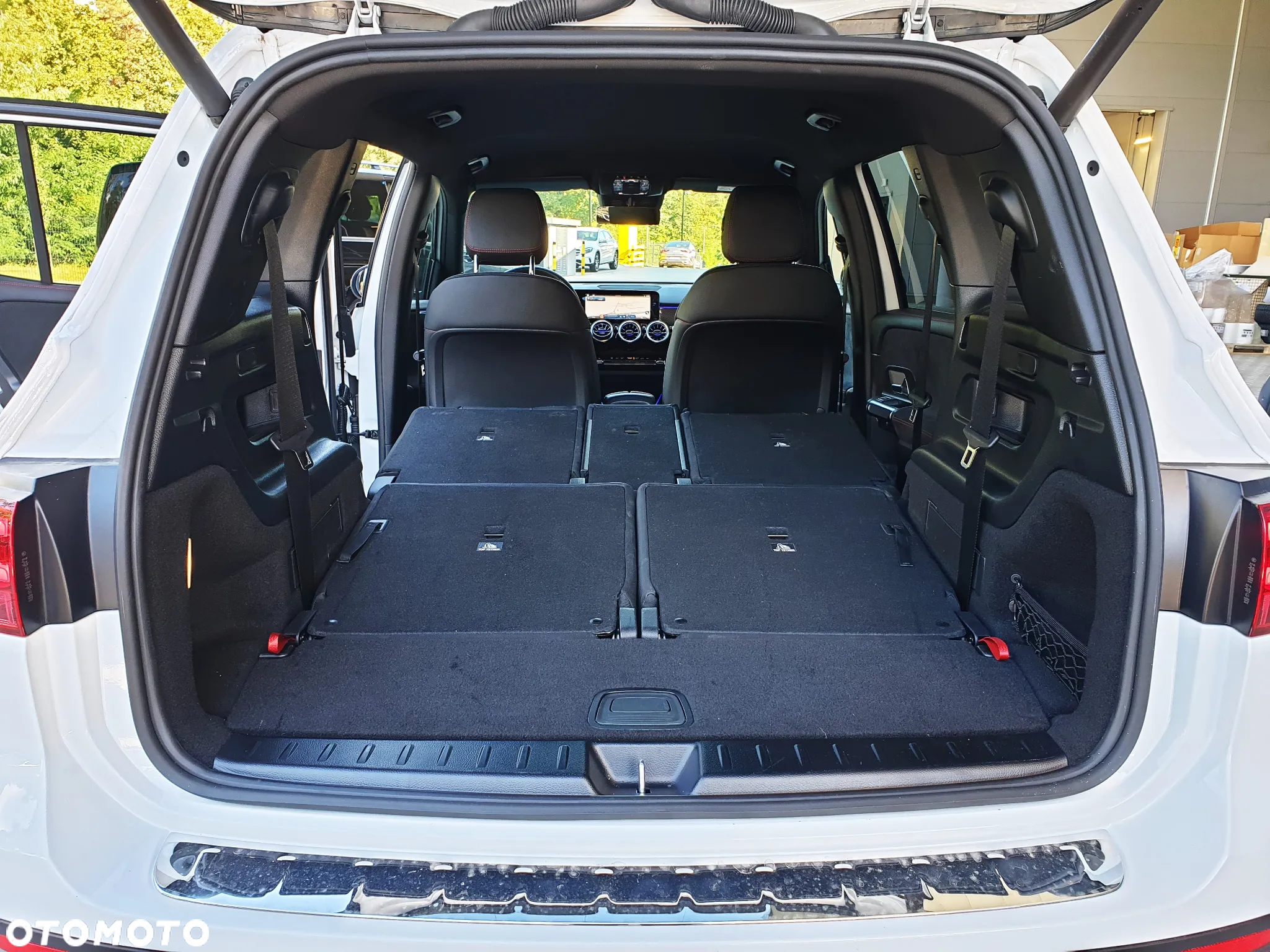 Mercedes-Benz GLB 200 d 4-Matic AMG Line 8G-DCT - 22