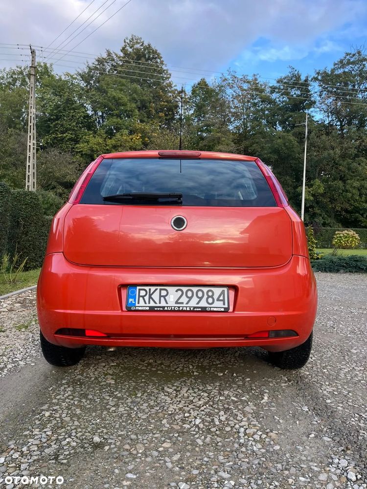 Fiat Grande Punto - 7