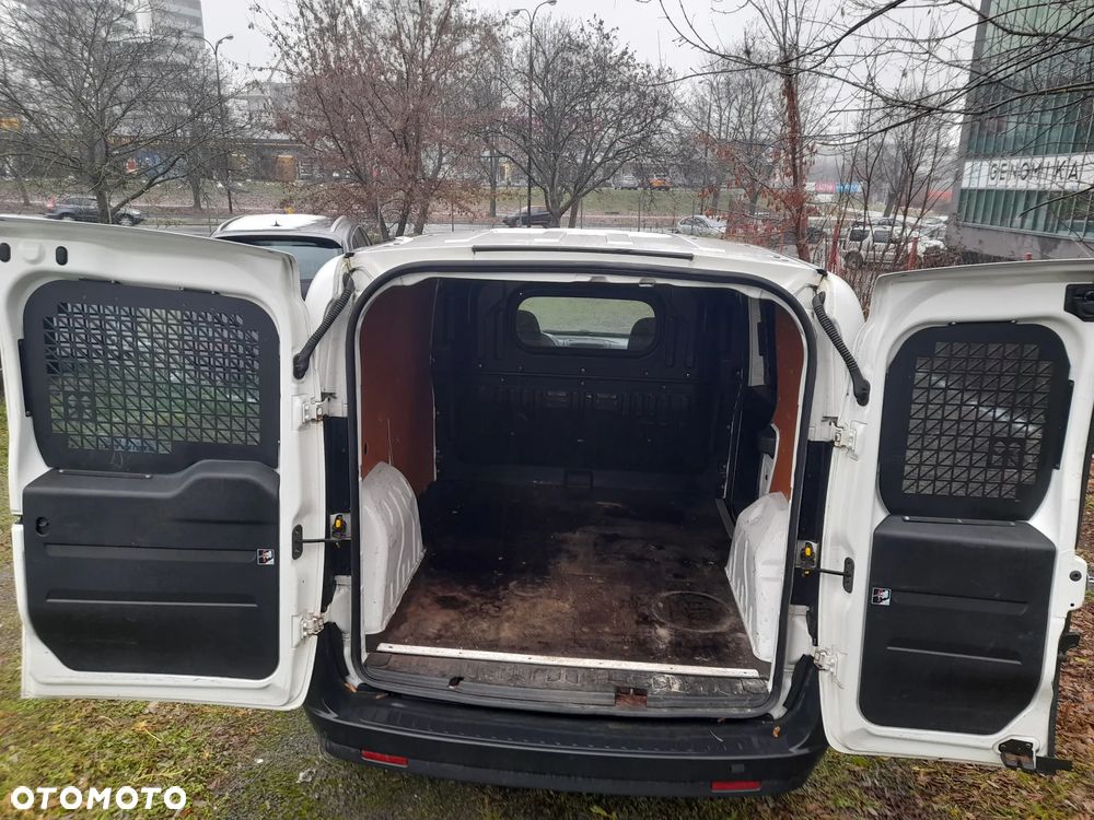 Opel Combo - 12