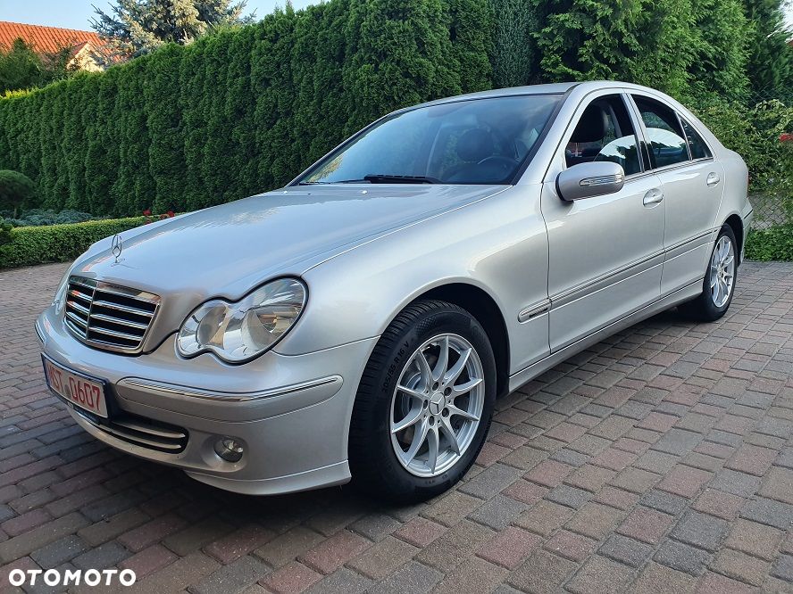 Mercedes-Benz Klasa C 180 Kompressor Automatik Avantgarde