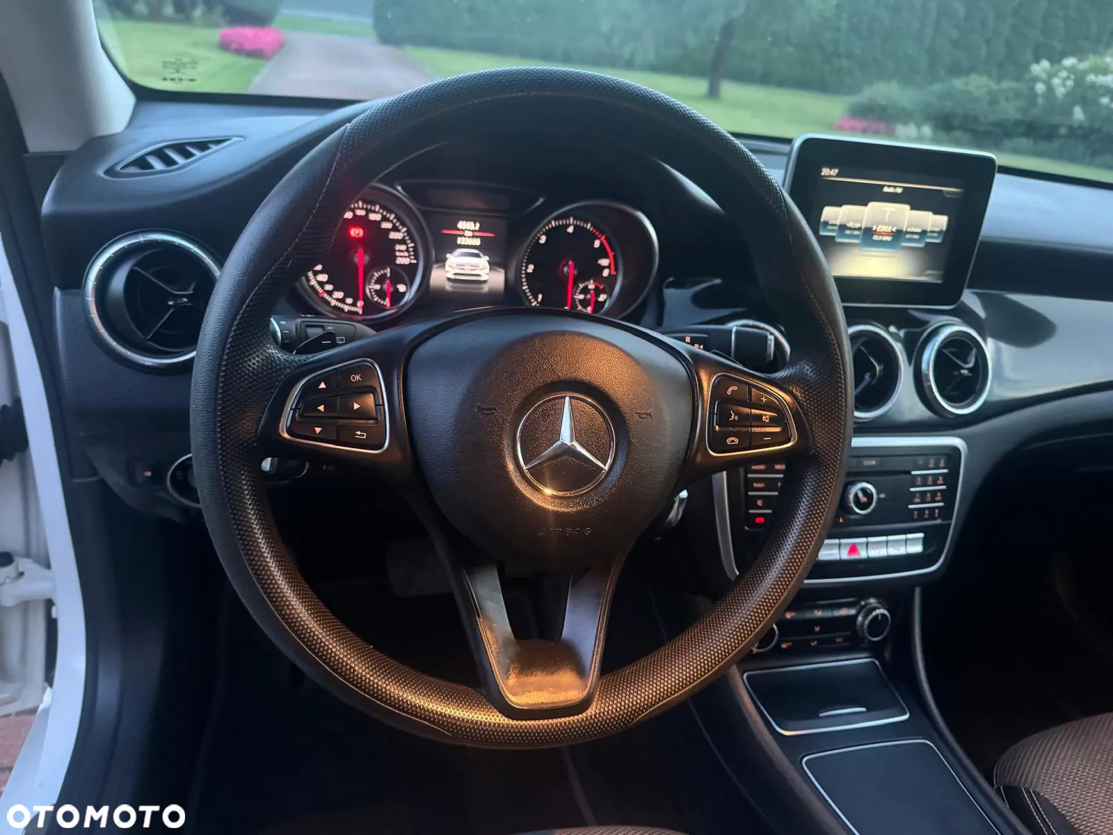 Mercedes-Benz CLA Shooting Brake 200 d 7G-DCT Urban - 8