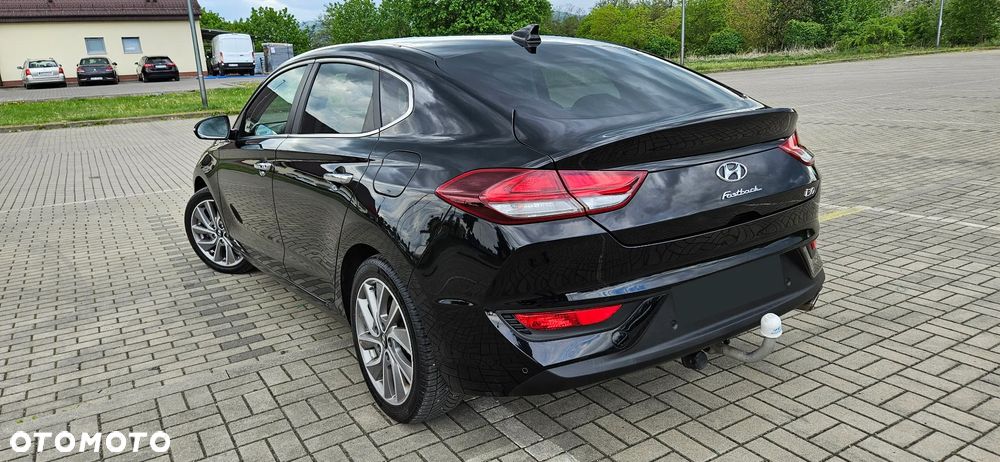 Hyundai i30 1.6 CRDI Premium - 4