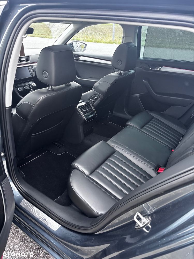 Skoda Superb 2.0 TDI Style - 13