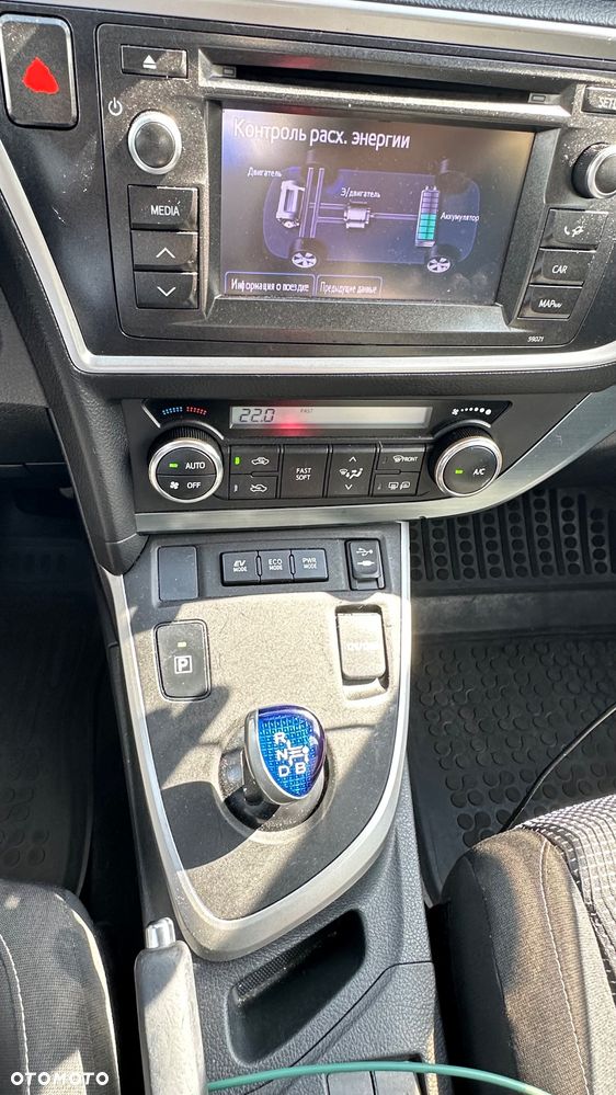 Toyota Auris - 10