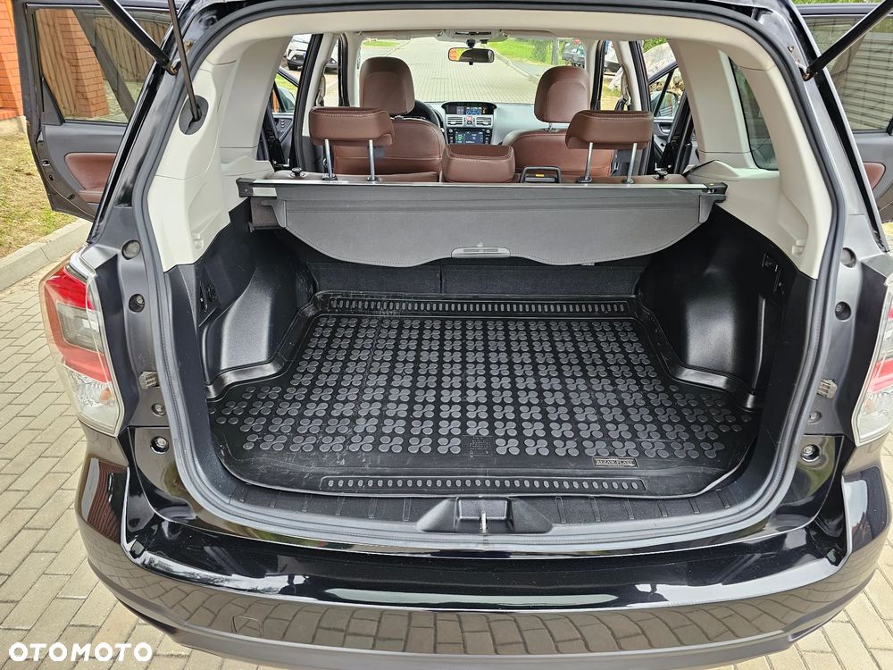 Subaru Forester 2.0 i Platinum (EyeSight) Lineartronic - 25