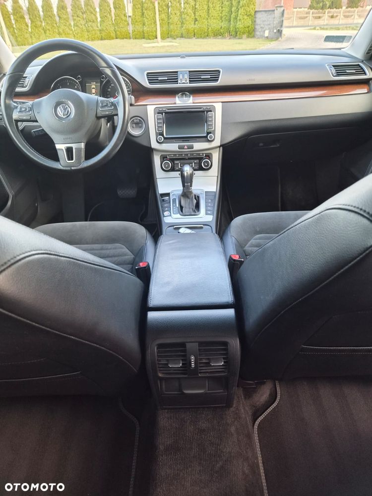 Volkswagen Passat 2.0 TDI DSG BlueMotion Technology Highline - 26