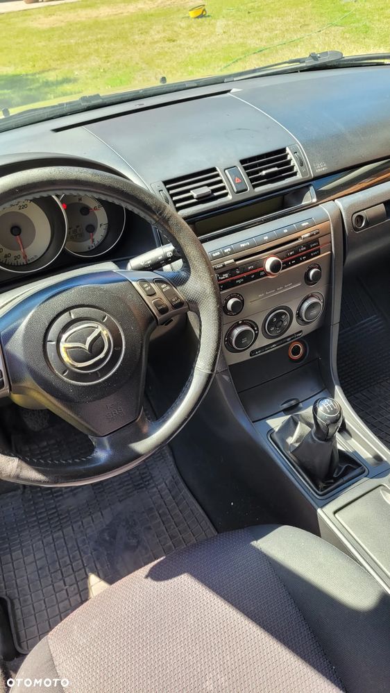 Mazda 3 - 9