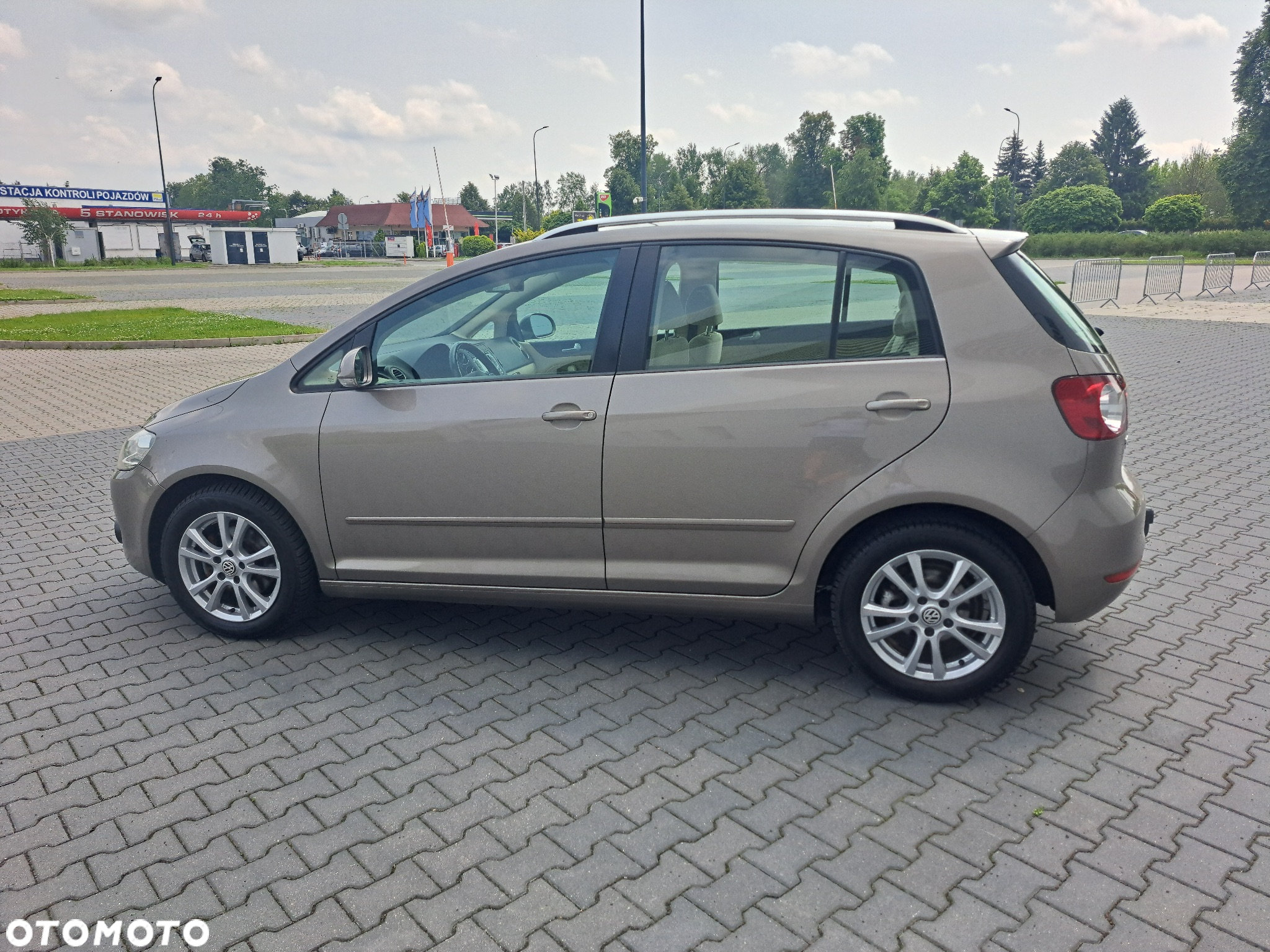 Volkswagen Golf Plus 1.6 TDI Highline DSG - 4
