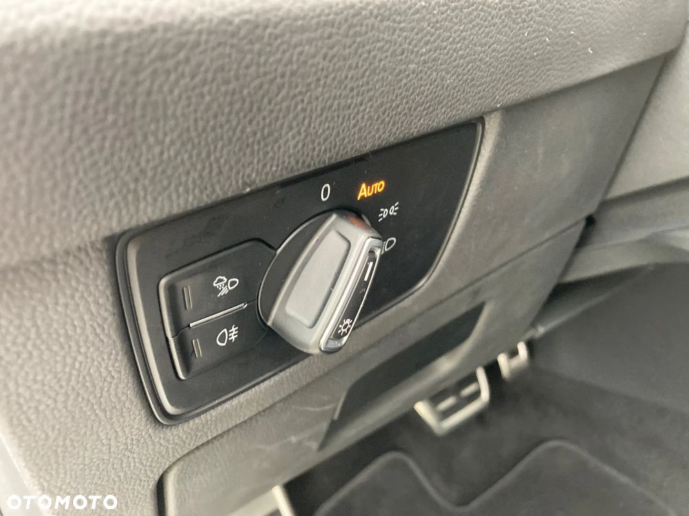 Volkswagen Arteon 2.0 TDI 4Motion SCR Elegance DSG - 24