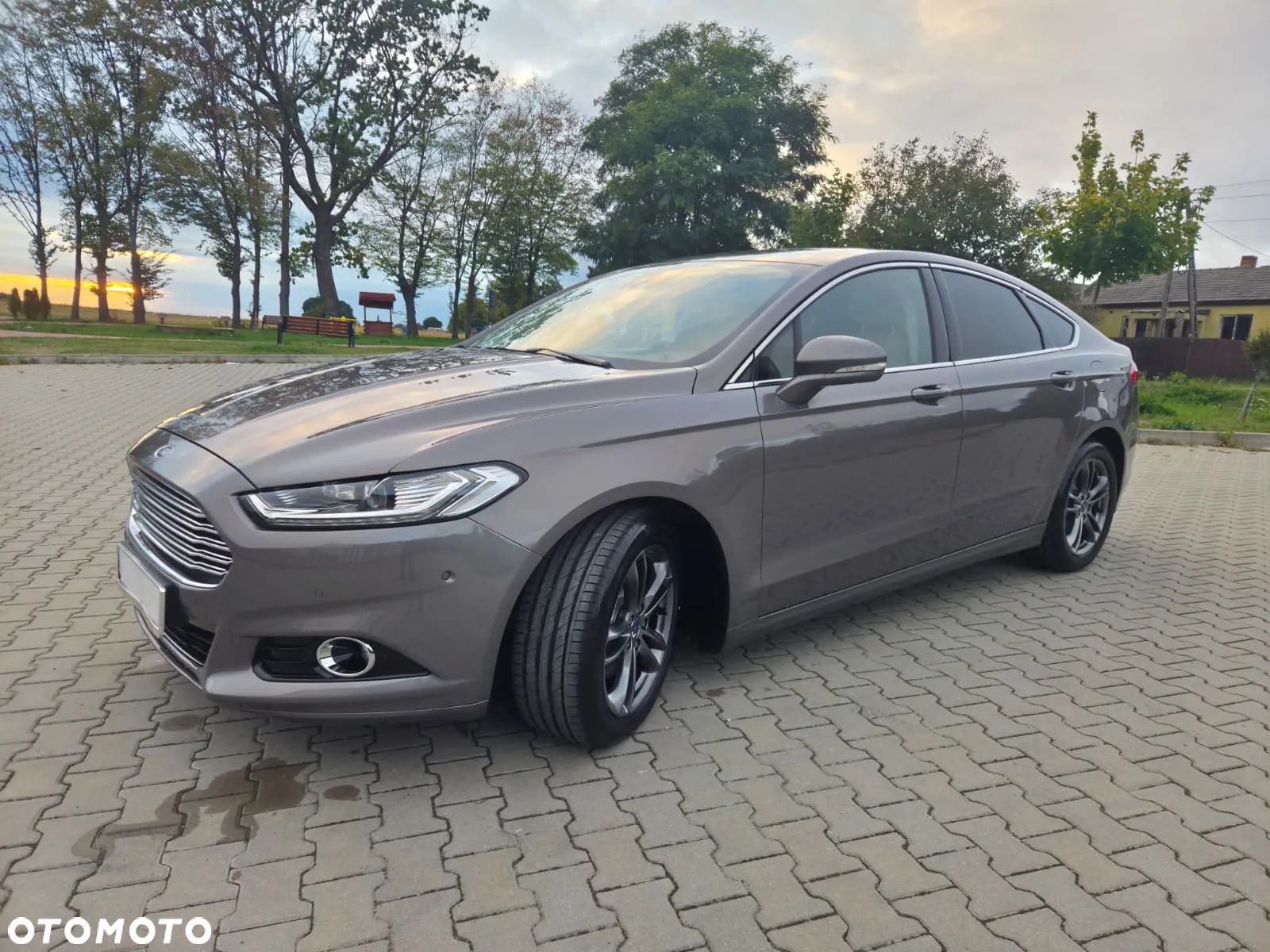 Ford Mondeo 2.0 EcoBoost Titanium - 12