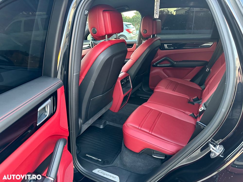 Porsche Cayenne Tiptronic S - 12