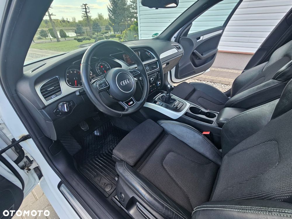 Audi A4 Limousine 2.0 TFSI quattro S line Sportpaket - 29