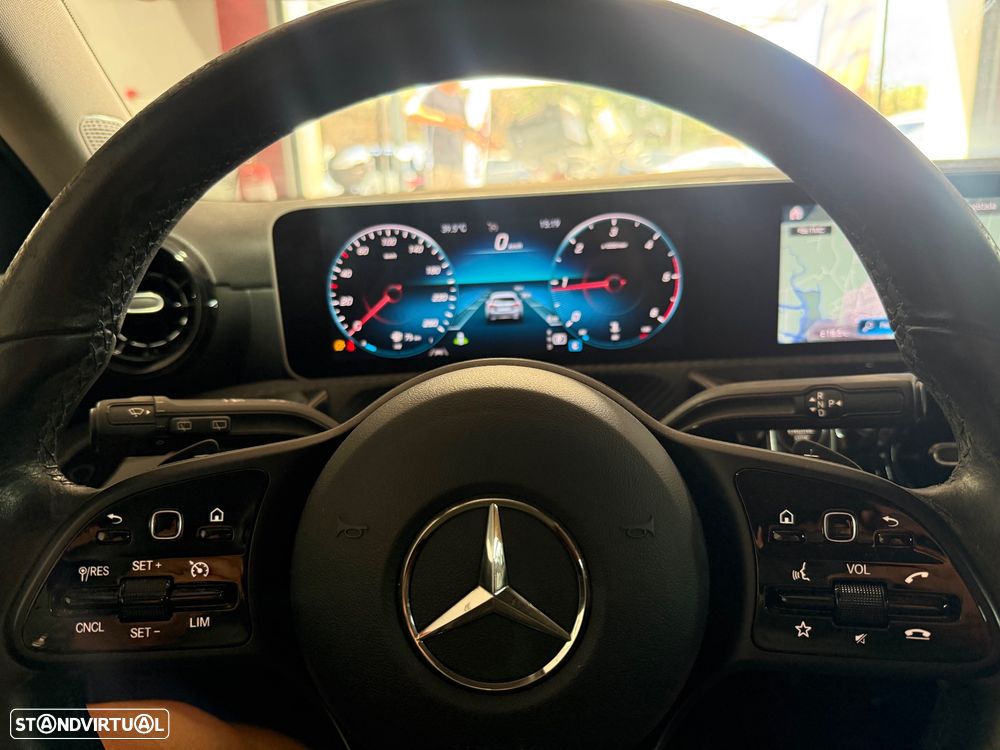 Mercedes-Benz A 180 d AMG Line Aut. - 12