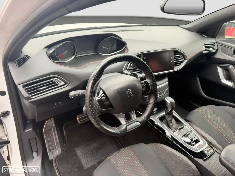 Peugeot 308 1.2 PureTech GT Line EAT6 - 5