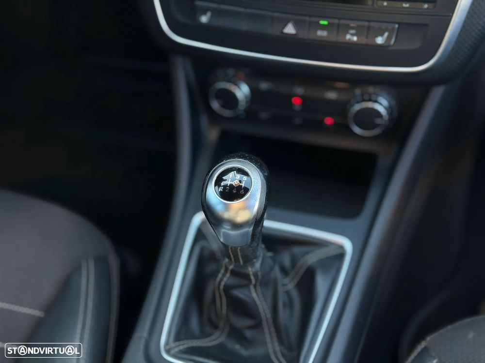 Mercedes-Benz A 180 d BlueEFFICIENCY Edition - 11