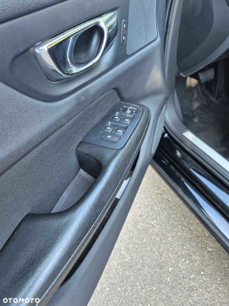 Volvo V60 D4 Geartronic - 20
