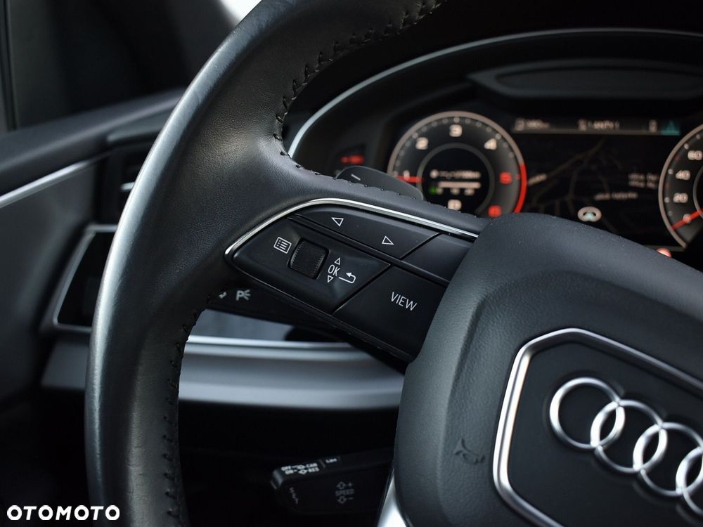 Audi Q8 - 17